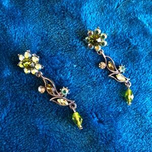 Beautiful Pierced Vintage Earrings